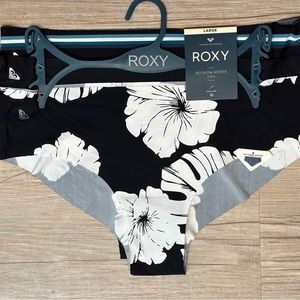 NWT Roxy No Show Hipster